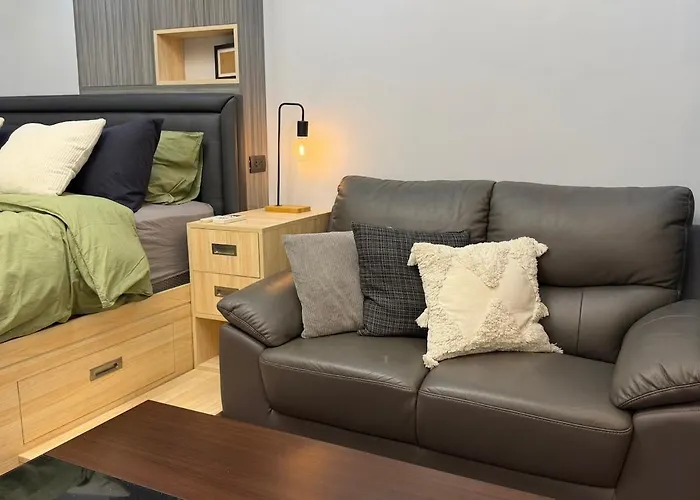 Zitan Luxury Pet-friendly By Easy * Manila