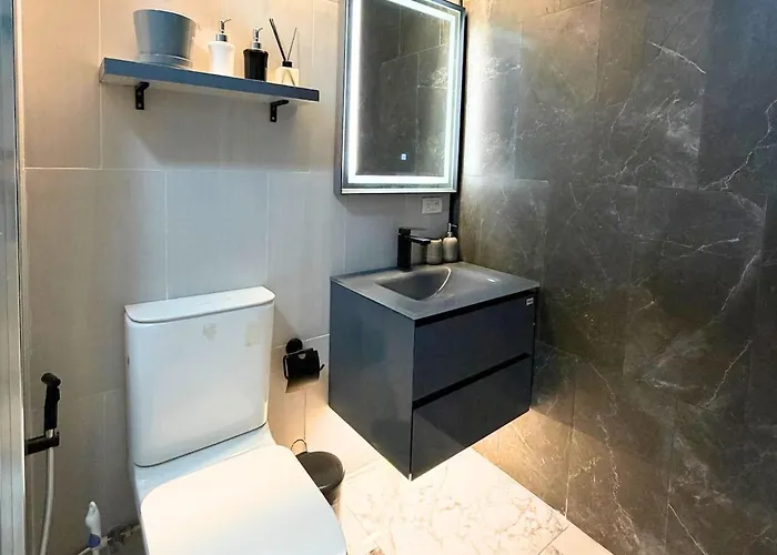 Zitan Luxury Pet-friendly By Easy Manila